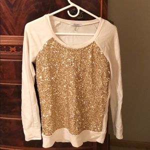 Love sleeve and gold sequin shirt